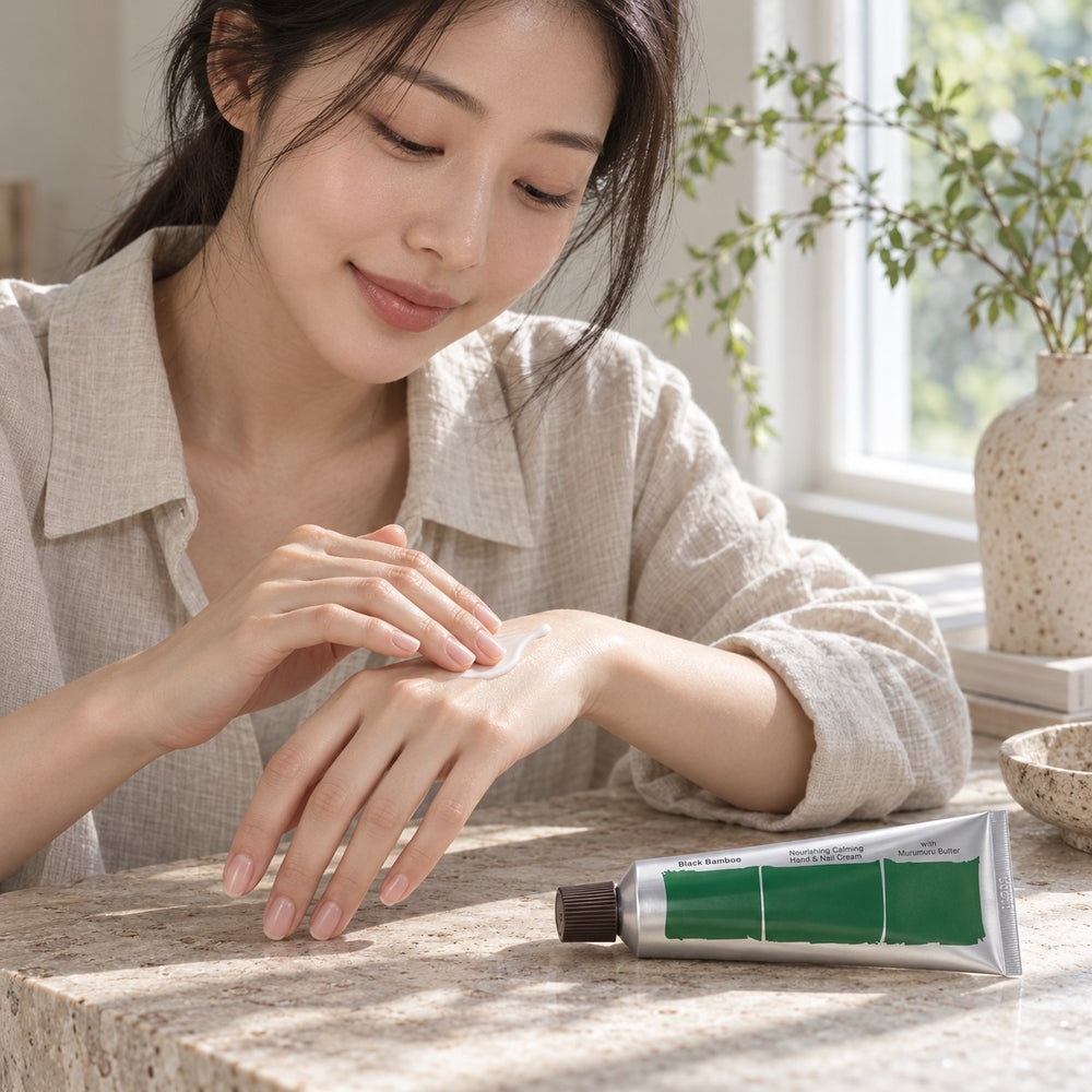 haruharu wonder Black Bamboo Nourishing Calming Hand & Nail Cream 50ml