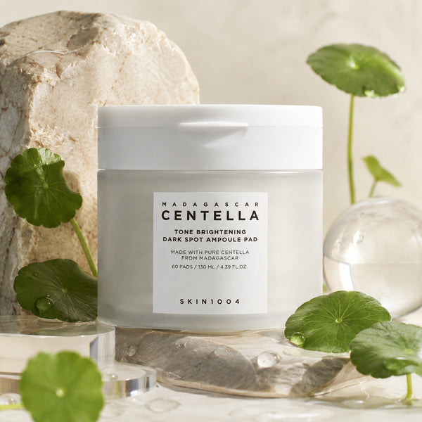 SKIN1004 Madagascar Centella Tone Brightening Dark Spot Ampoule Pad 60 pads