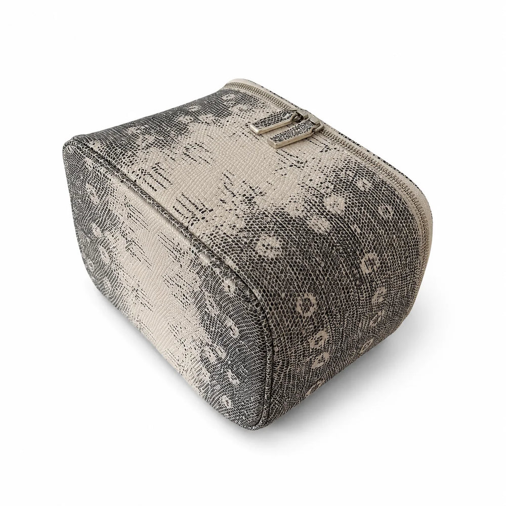 Saphire Vanity Case