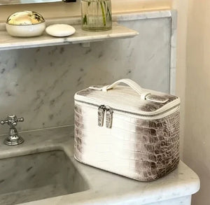 Sahara Vanity Case