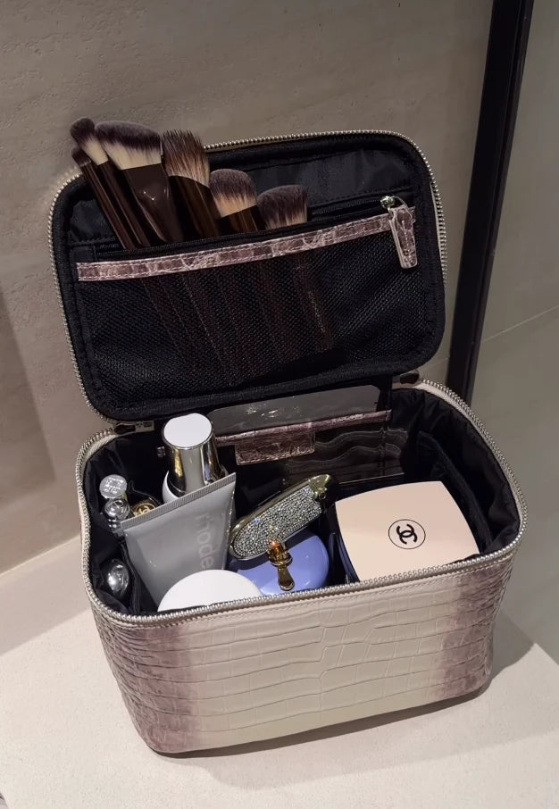 Sahara Vanity Case